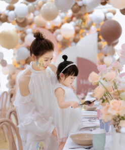 Preset 8792 mau hong le sinh nhat trong nha 2